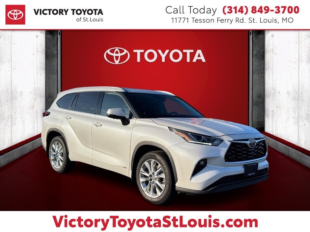 2023 Toyota Highlander Limited's photo