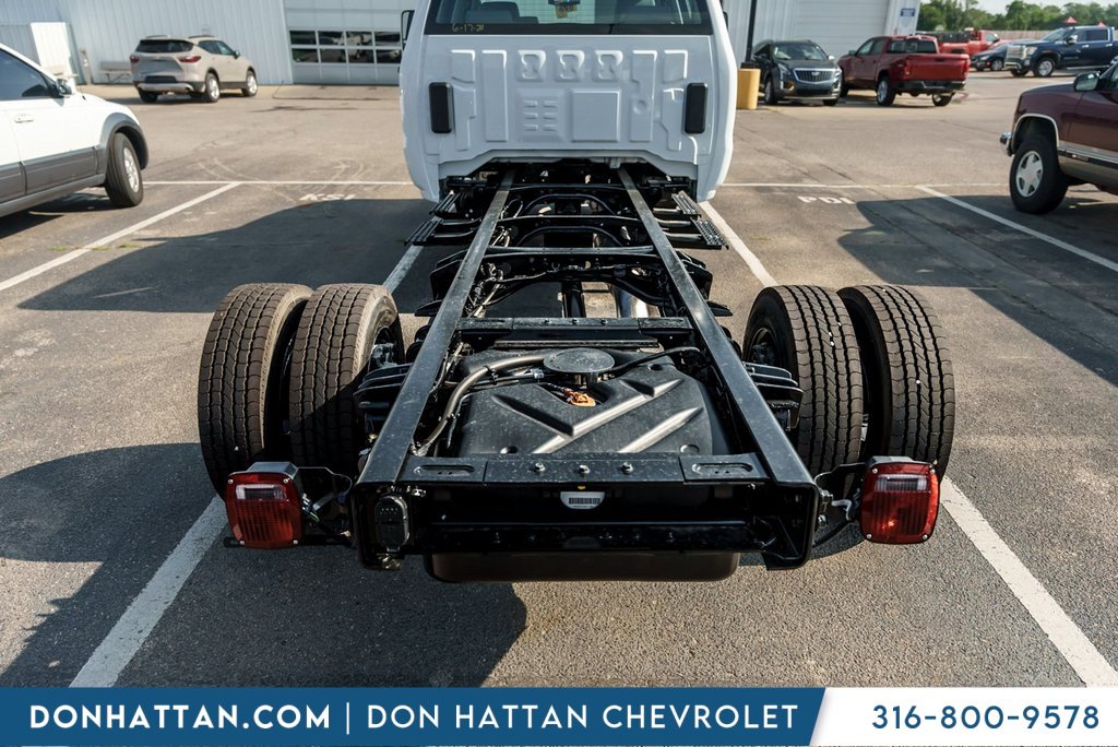 2024 Chevrolet Silverado 4500HD Work Truck photo 31