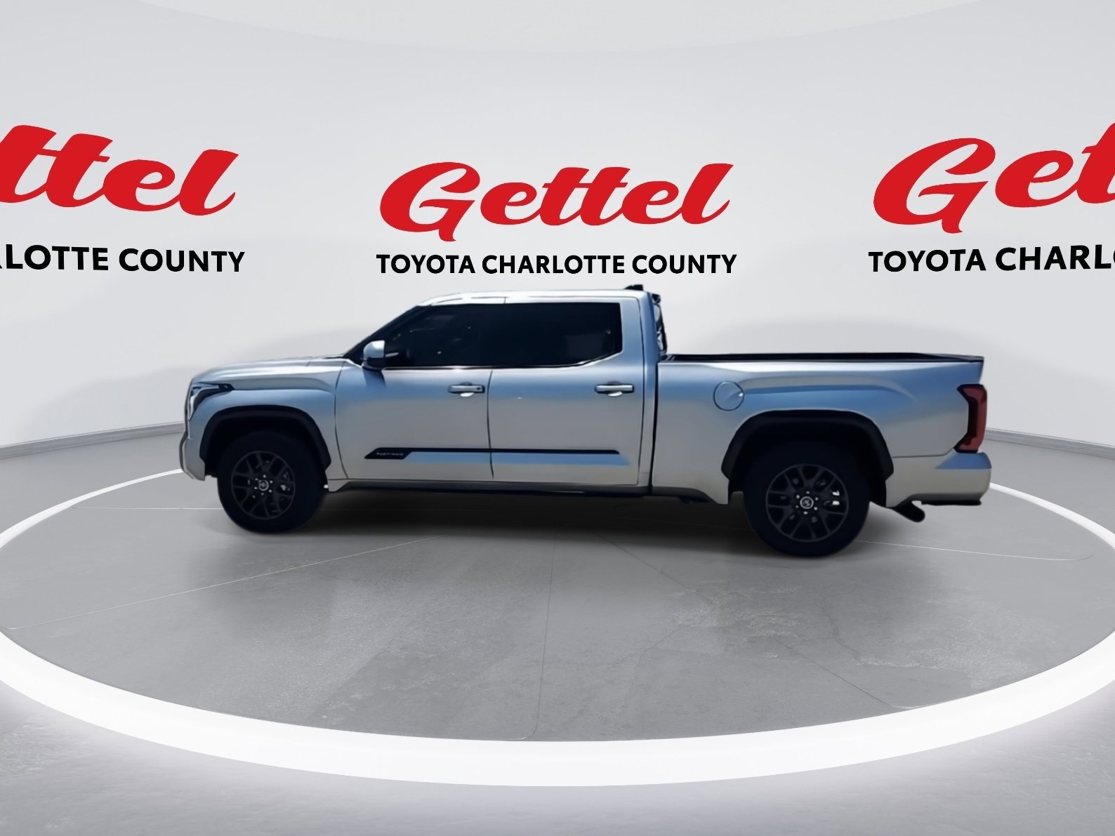 2023 Toyota Tundra Platinum photo 5