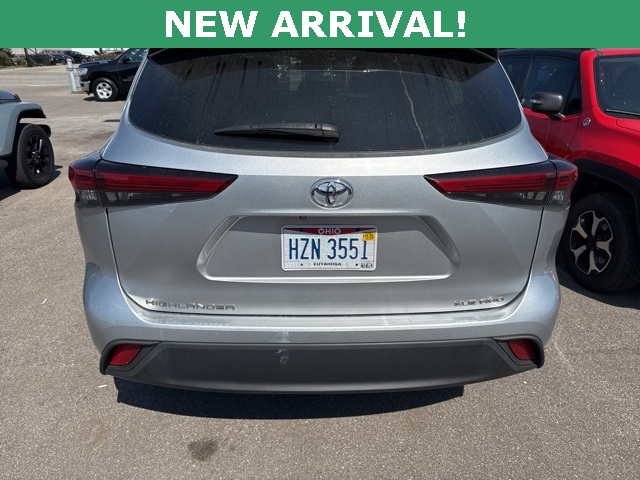 2022 Toyota Highlander XLE photo 6