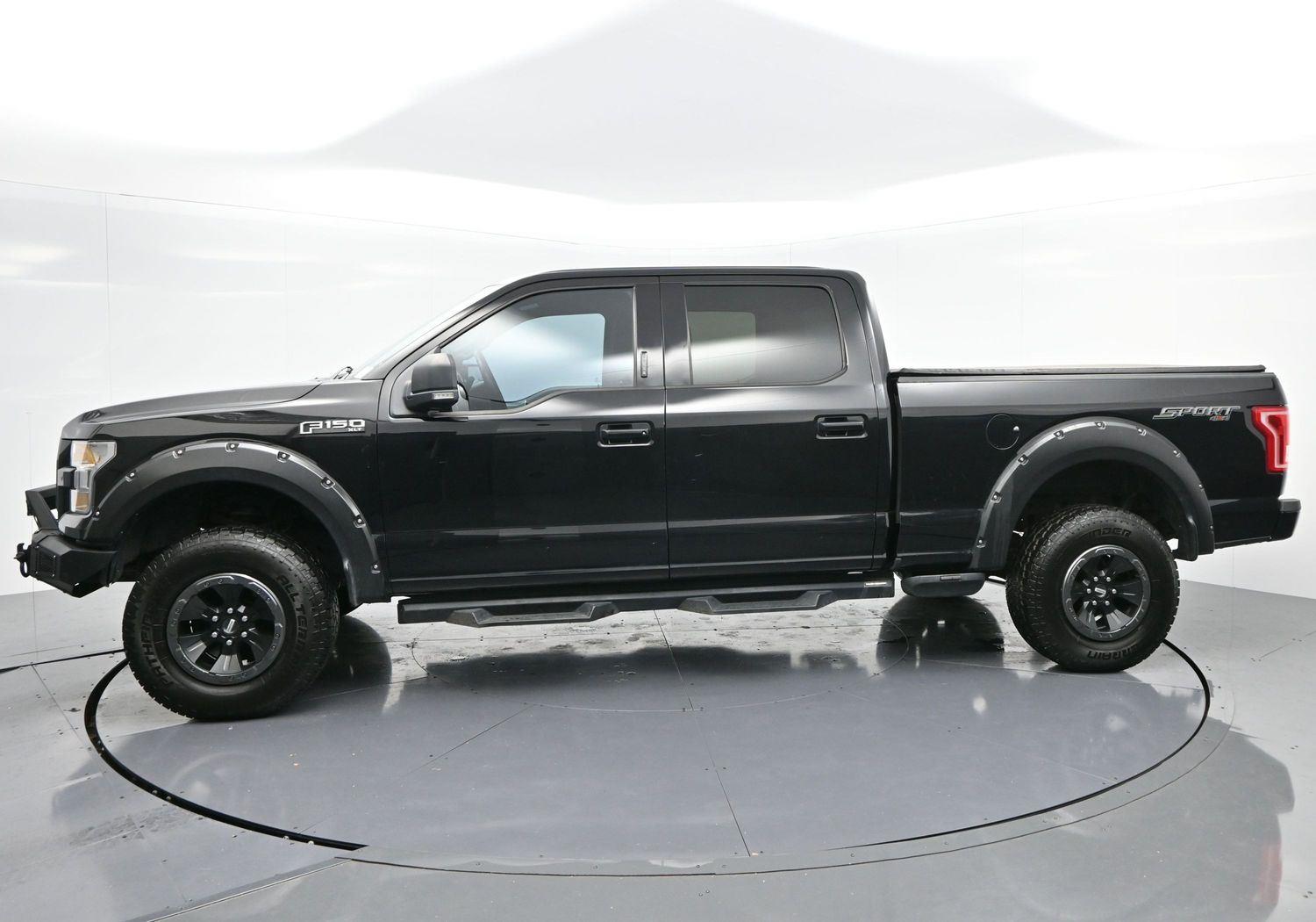 2016 Ford F-150 XLT photo 4