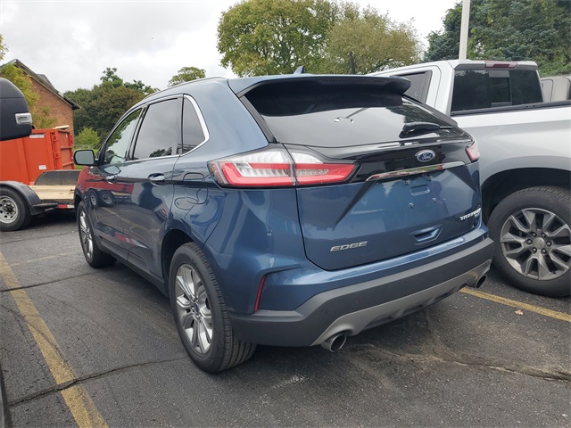 2019 Ford Edge Titanium photo 3