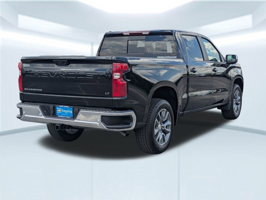 2025 Chevrolet Silverado 1500 LT photo 5