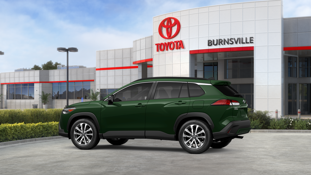2025 Toyota Corolla Cross XLE photo 2