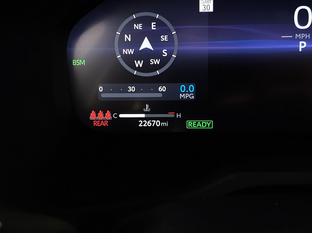 2024 TOYOTA RAV4 - Image 24