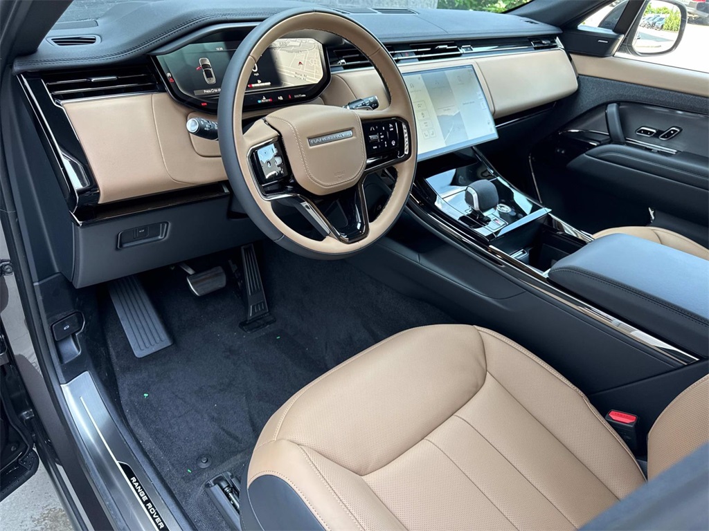 2025 Land Rover Range Rover Sport SE photo 22