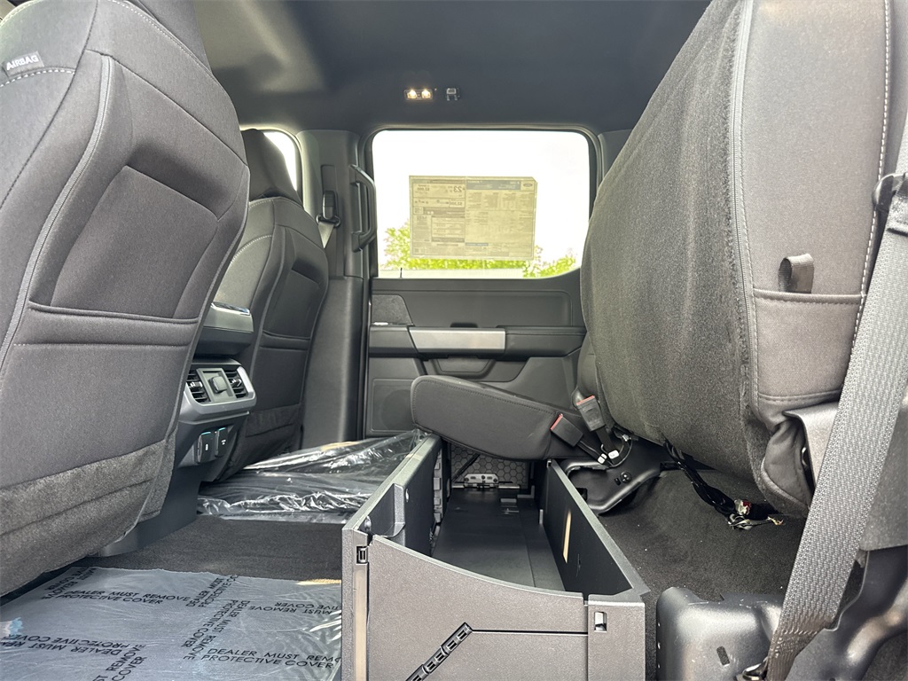 2025 Ford F-150 XLT photo 38