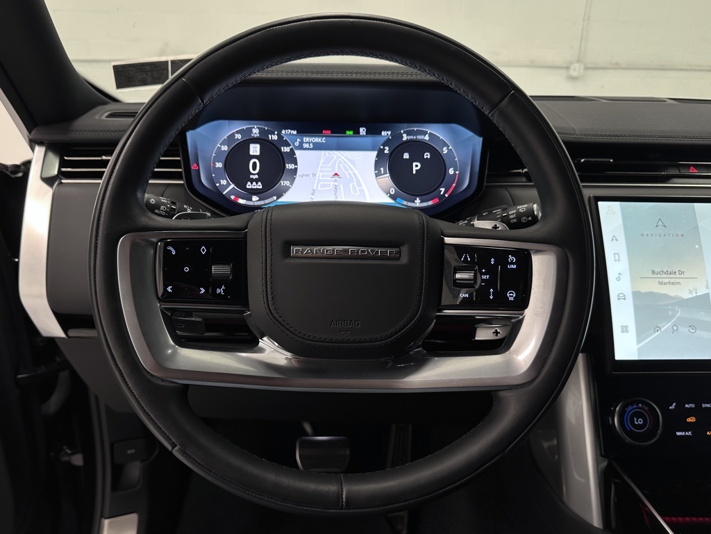 2023 Land Rover Range Rover SE photo 24