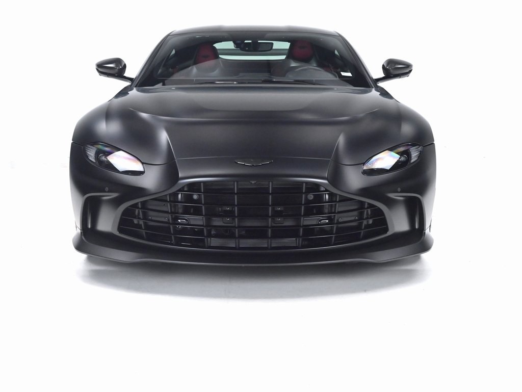 2023 Aston Martin Vantage photo 2