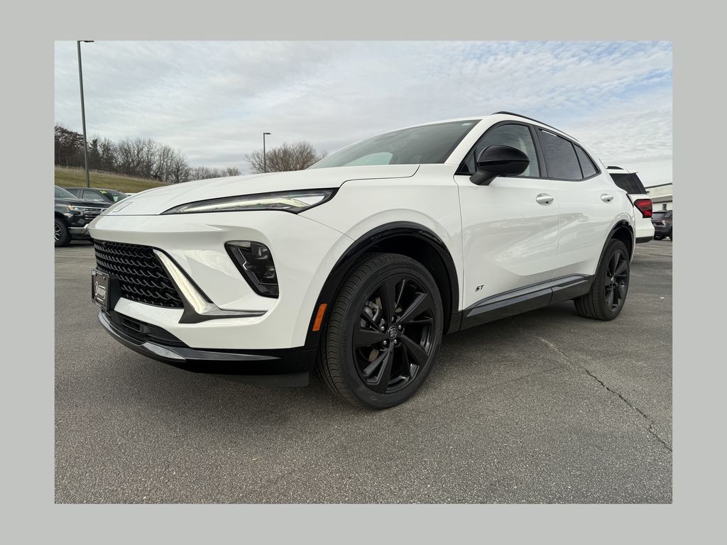 2025 Buick Envision Sport Touring's photo