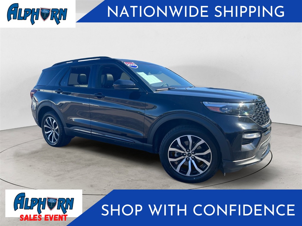 2023 Ford Explorer ST's photo