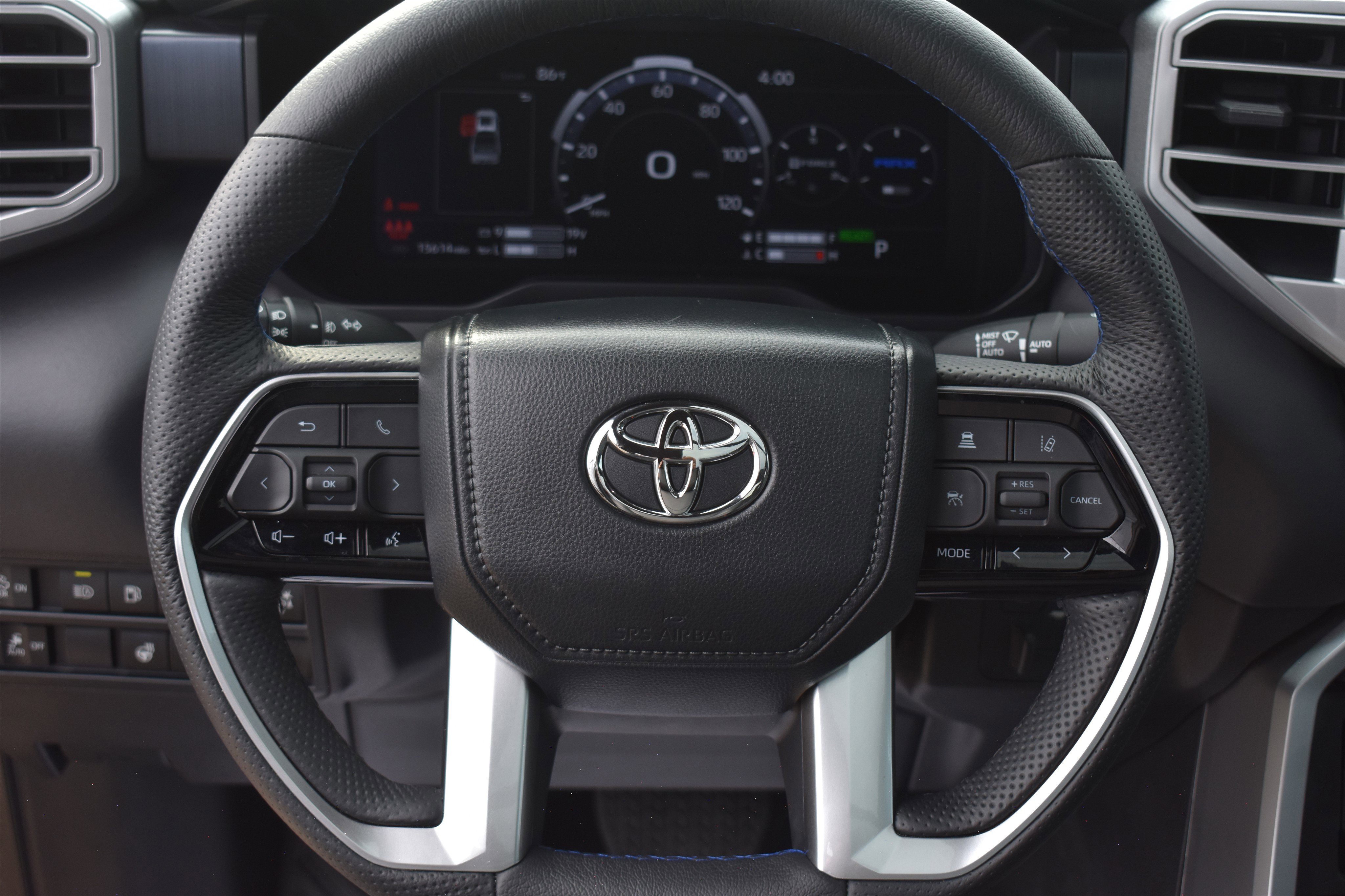 2024 Toyota Tundra Platinum photo 10
