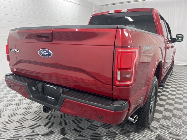 2016 Ford F-150 Lariat photo 2