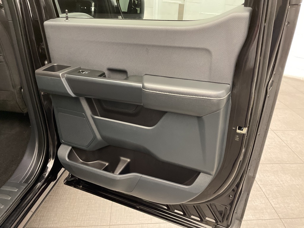 2022 Ford F-150 XL photo 24