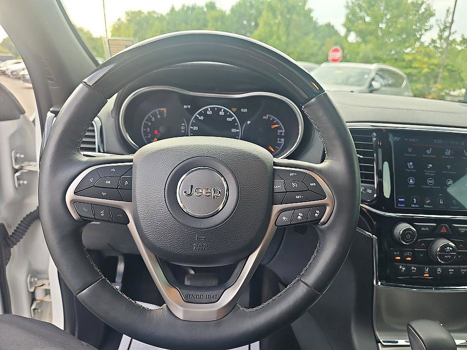 2019 Jeep Grand Cherokee Overland photo 12