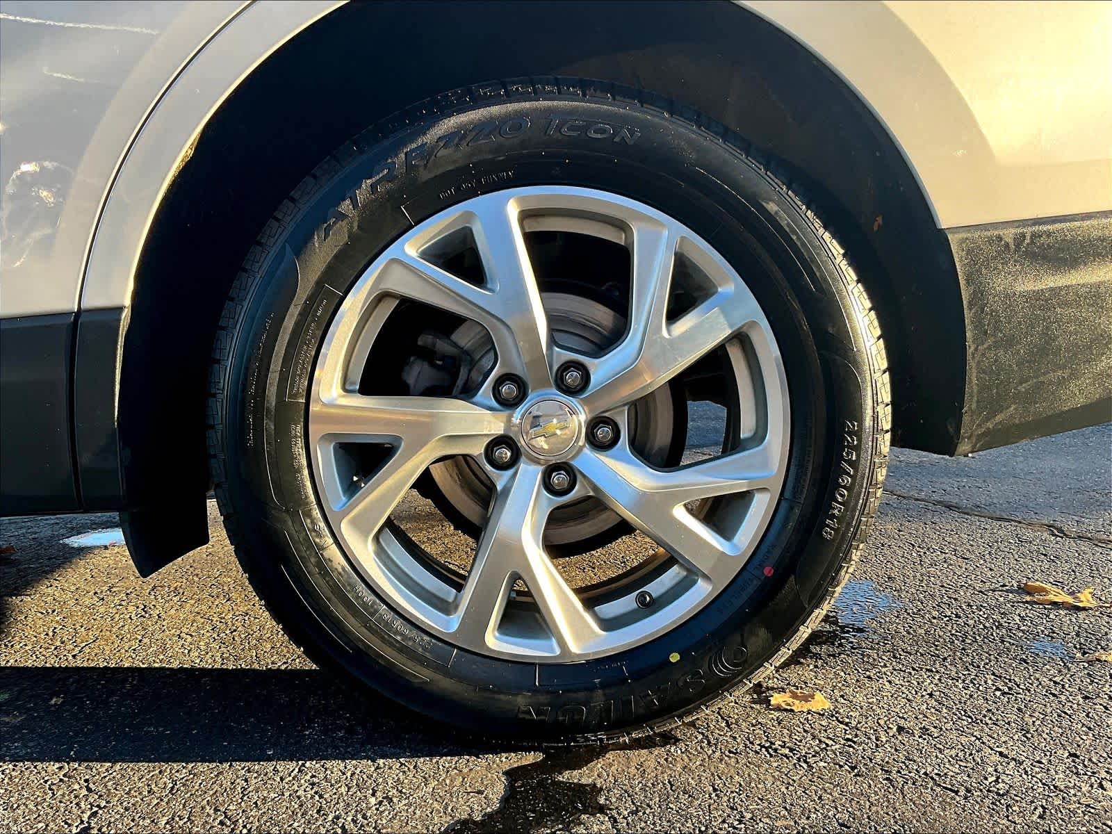 Image of Pre-Owned 2020 Chevrolet Equinox LT
