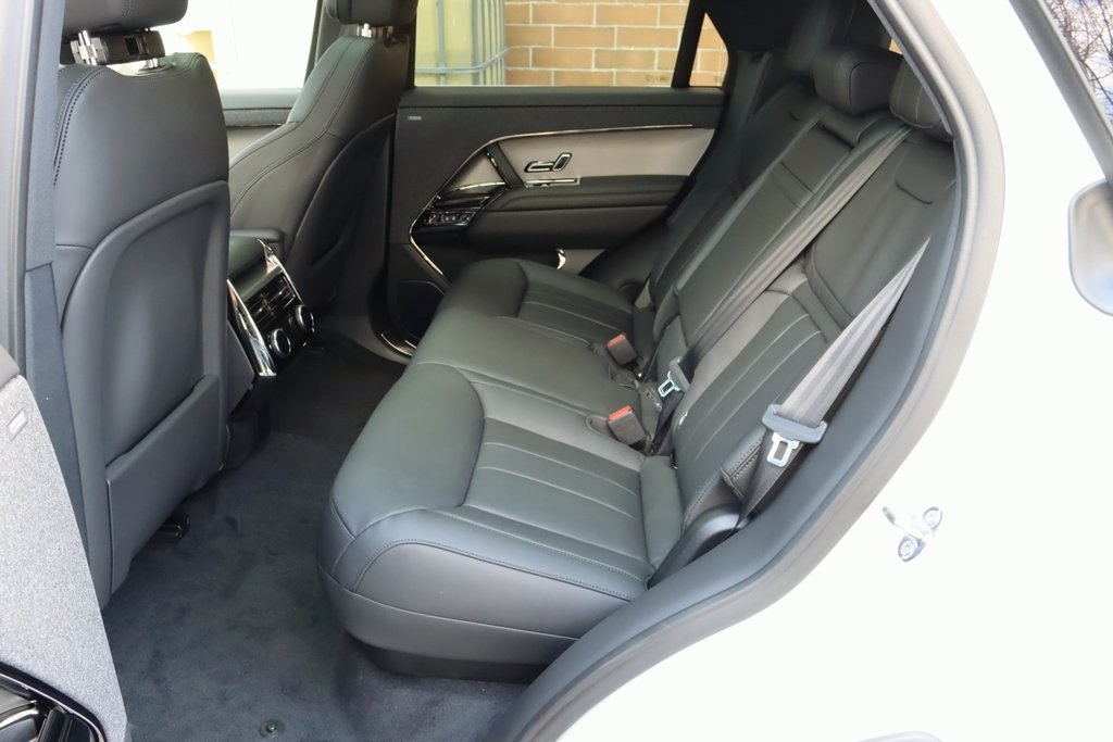 2025 Land Rover Range Rover Sport SE photo 22