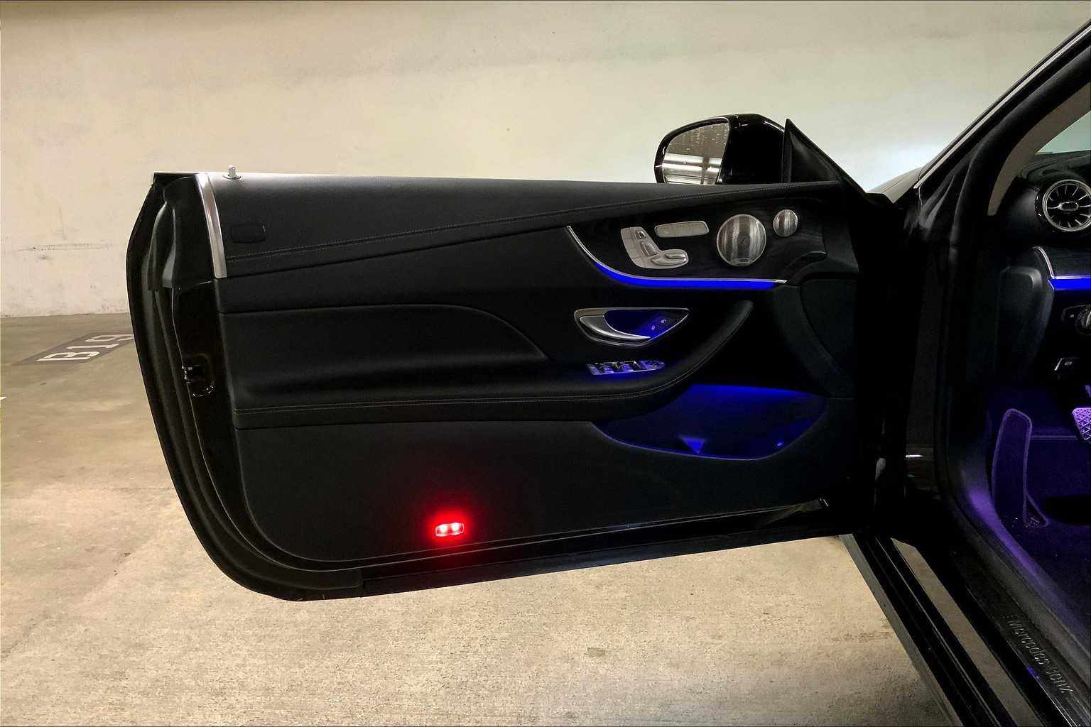 2018 Mercedes Benz E 400 photo 19