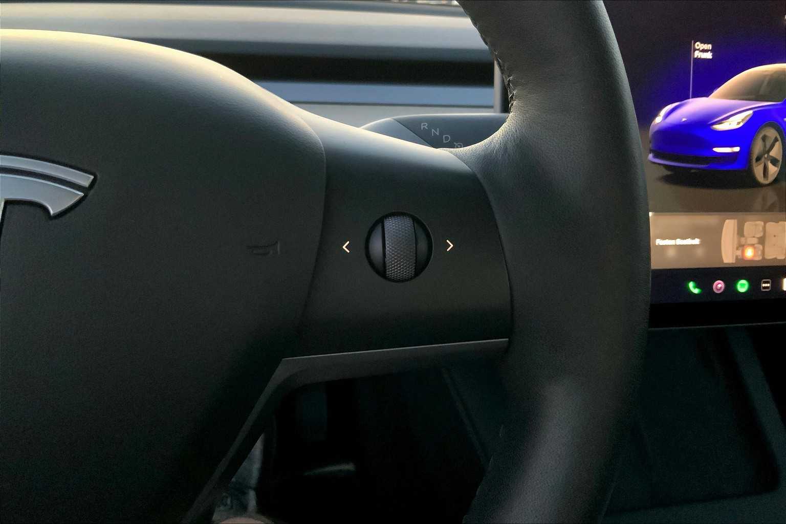 2023 Tesla Model 3 photo 22