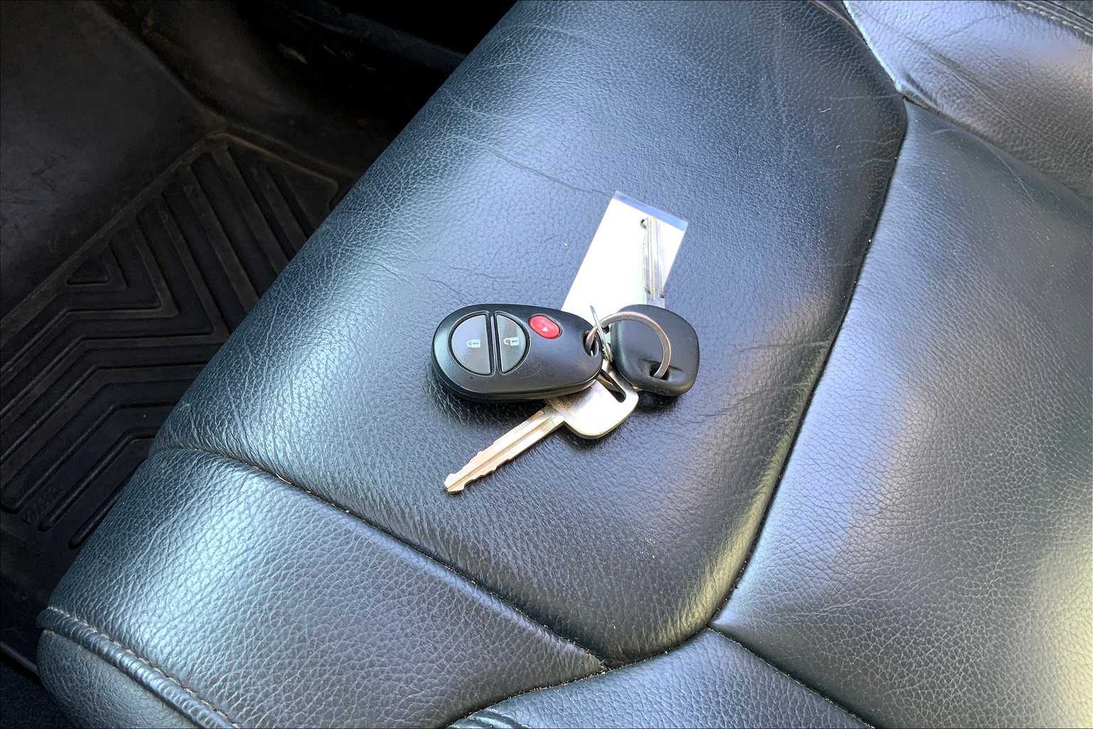 2017 Toyota Tundra Limited photo 13