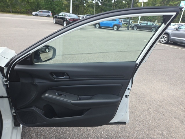2024 Nissan Altima 2.5 S photo 23