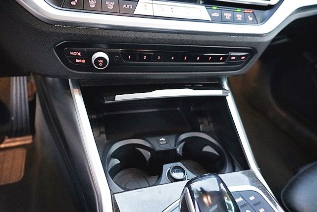 Used 2020 White BMW 330i image 28