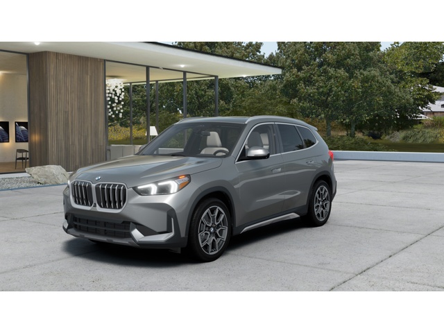 2026 BMW X1 28i's photo