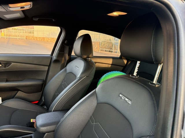 Used 2024  Kia GT-Line image 24