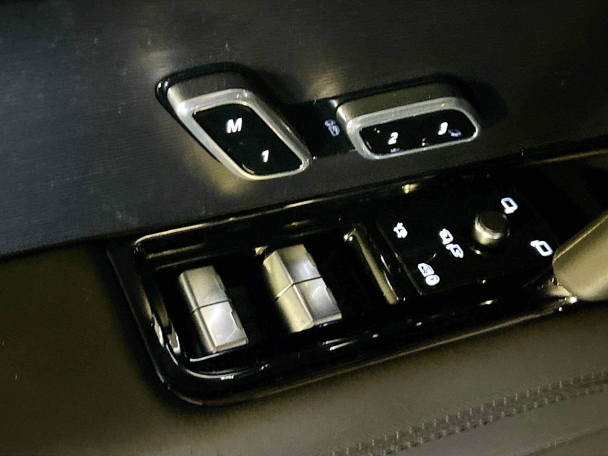2025 Land Rover Range Rover Sport Autobiography photo 13