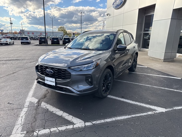 2026 Ford Escape ST-Line Elite photo 2