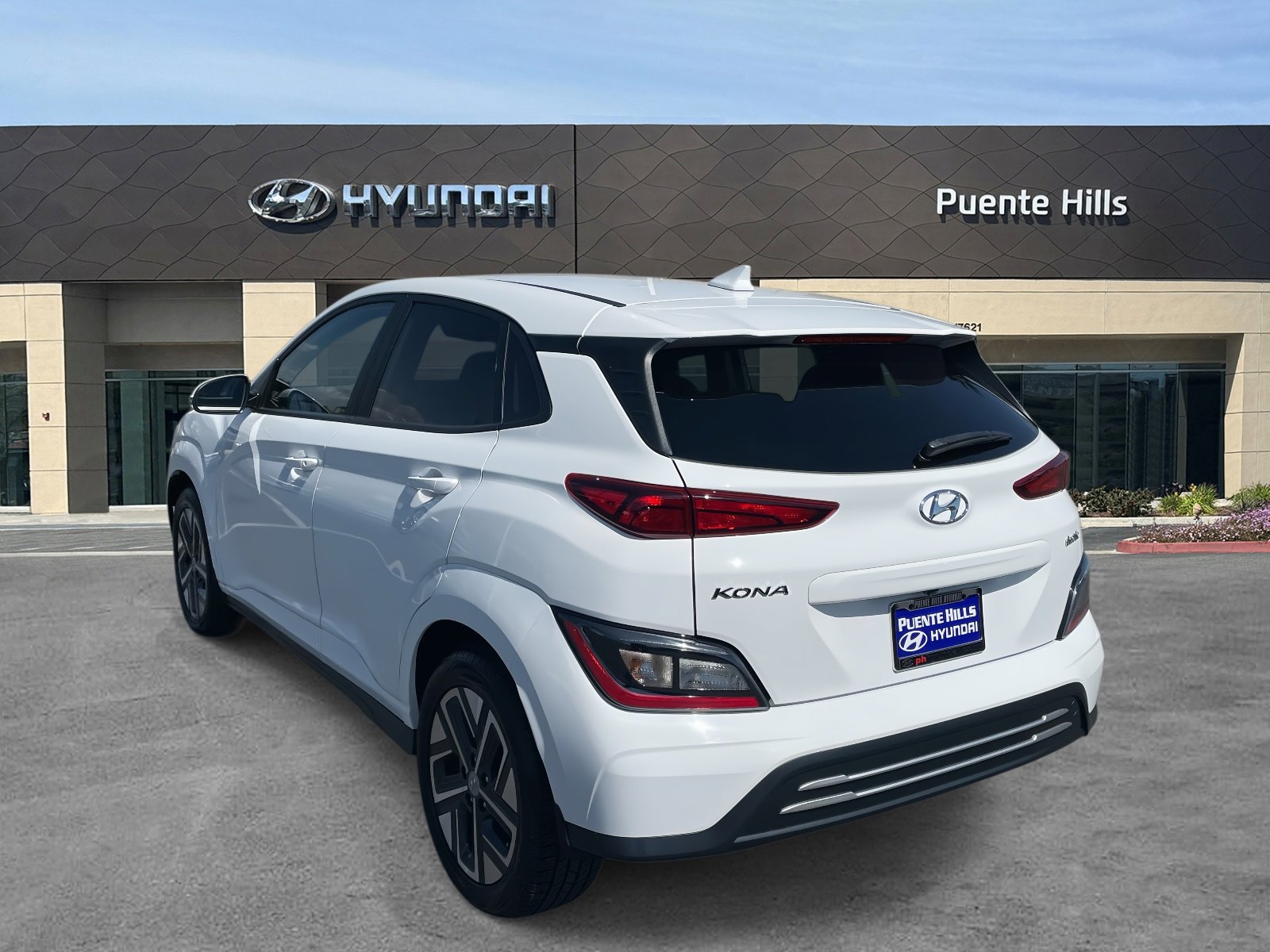 2023 Hyundai Kona Electric SEL photo 4