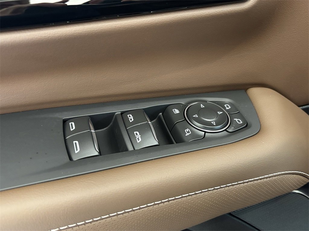 2026 Chevrolet Tahoe High Country photo 11