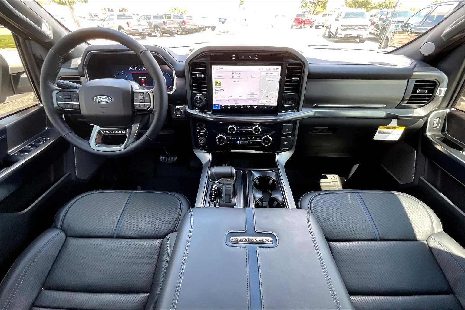 2025 Ford F-150 Platinum photo 5