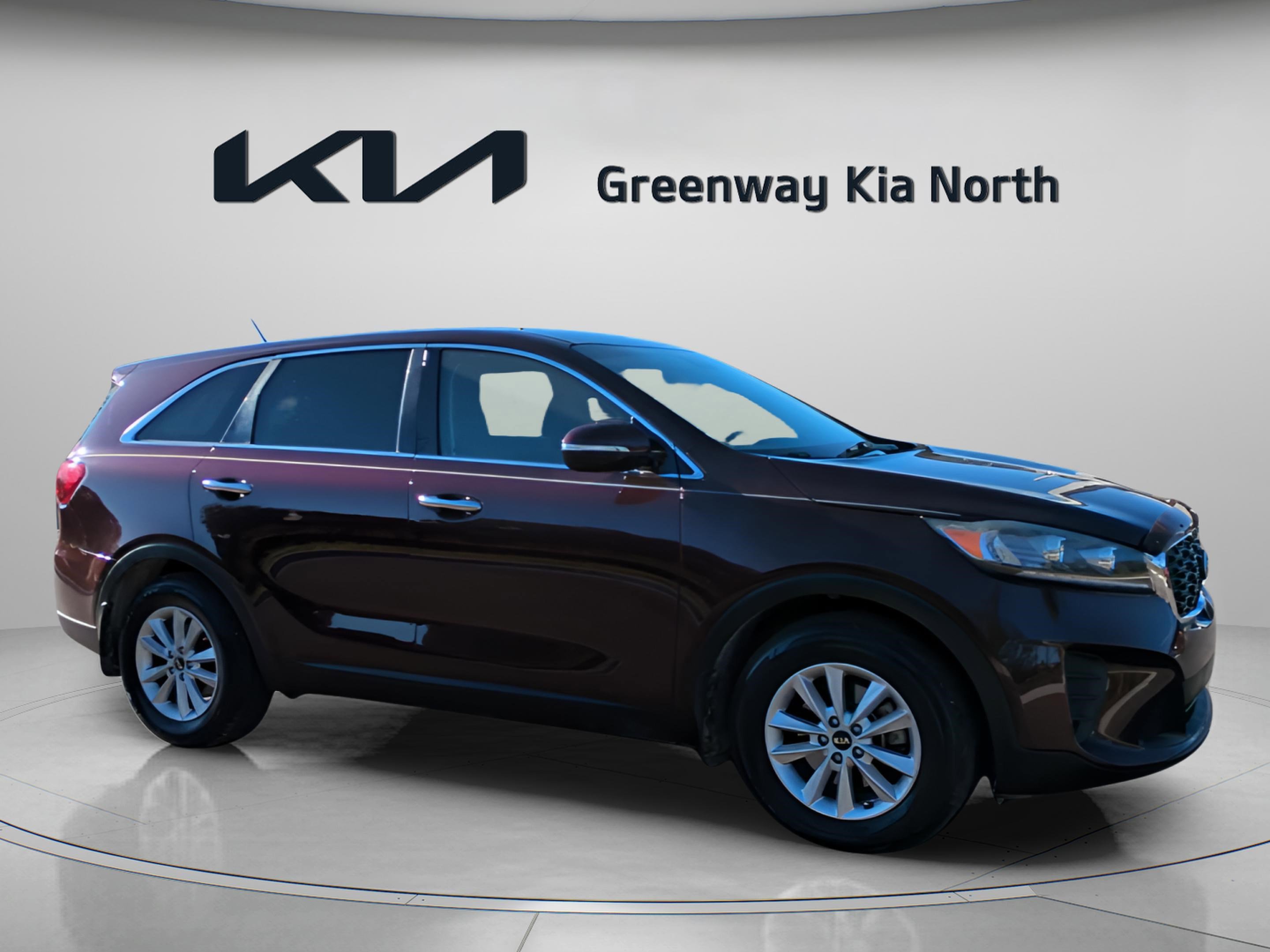 2019 Kia Sorento LX's photo