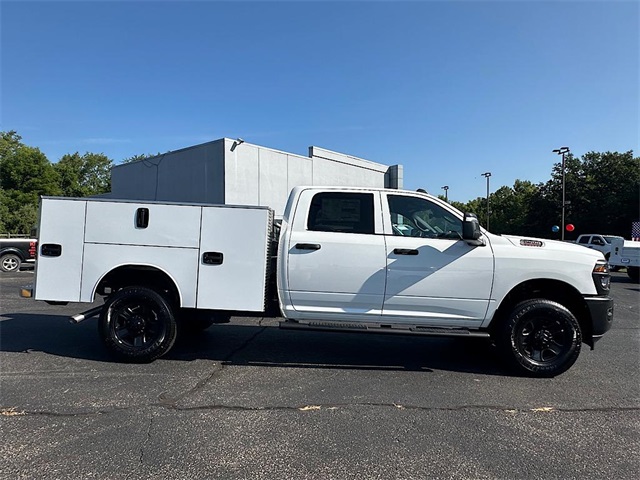 2025 Ram 2500 Tradesman photo 2