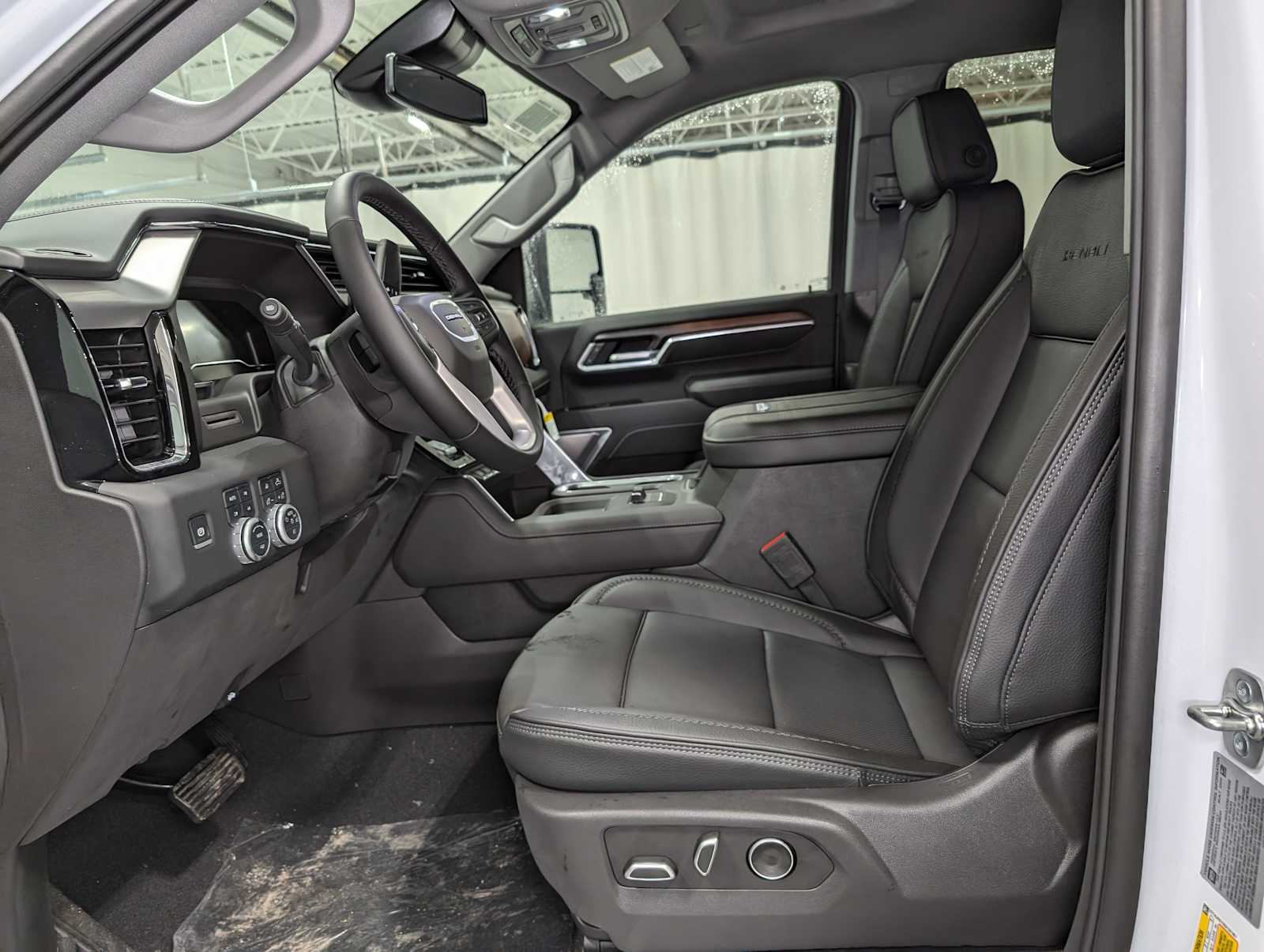 2025 Gmc Sierra 2500 HD Denali photo 4