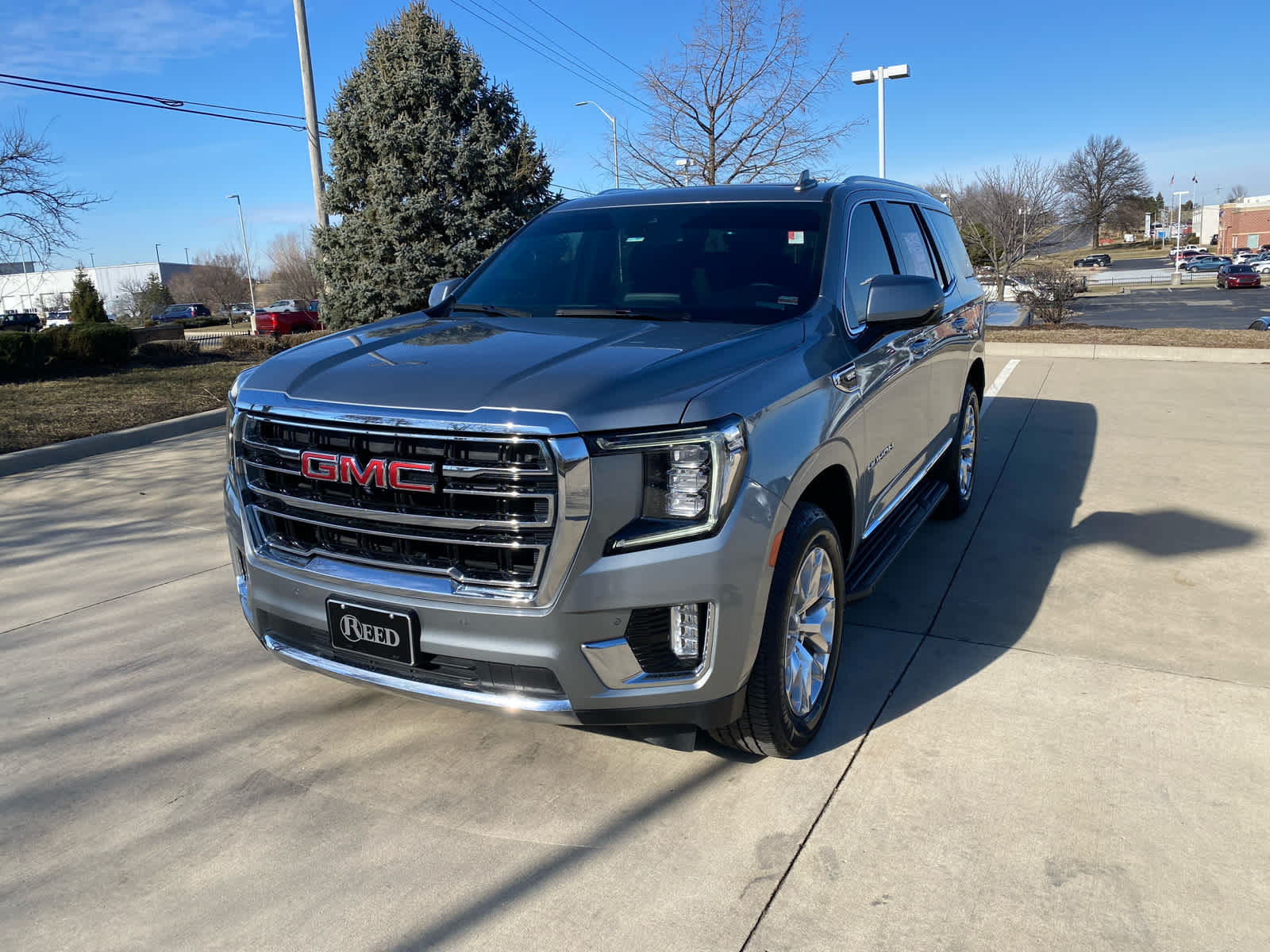 Used 2024 GMC Yukon SLT with VIN 1GKS2BKD7RR179116 for sale in Kansas City
