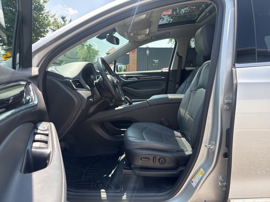 2021 Buick Enclave Essence photo 13