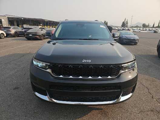 Used 2023 Jeep Grand Cherokee L Limited with VIN 1C4RJKBG1P8754188 for sale in Kansas City
