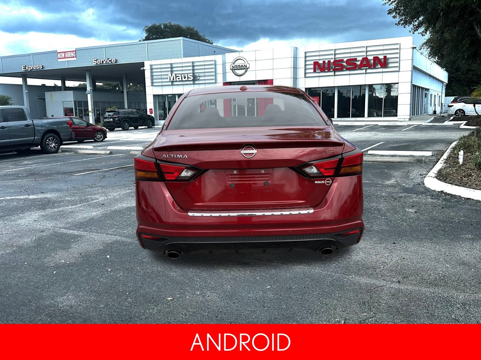 2023 Nissan Altima 2.5 SR photo 4