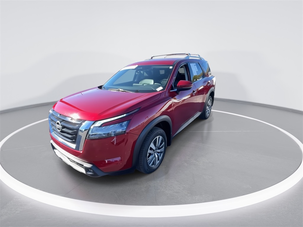 2023 Nissan Pathfinder SL photo 4