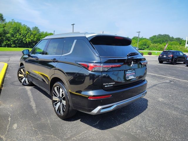 2025 Mitsubishi Outlander SEL GT photo 3