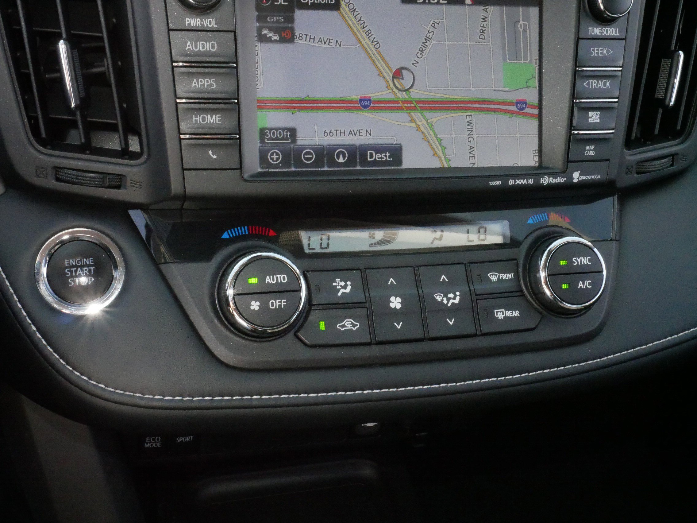 2018 Toyota RAV4 XLE photo 23