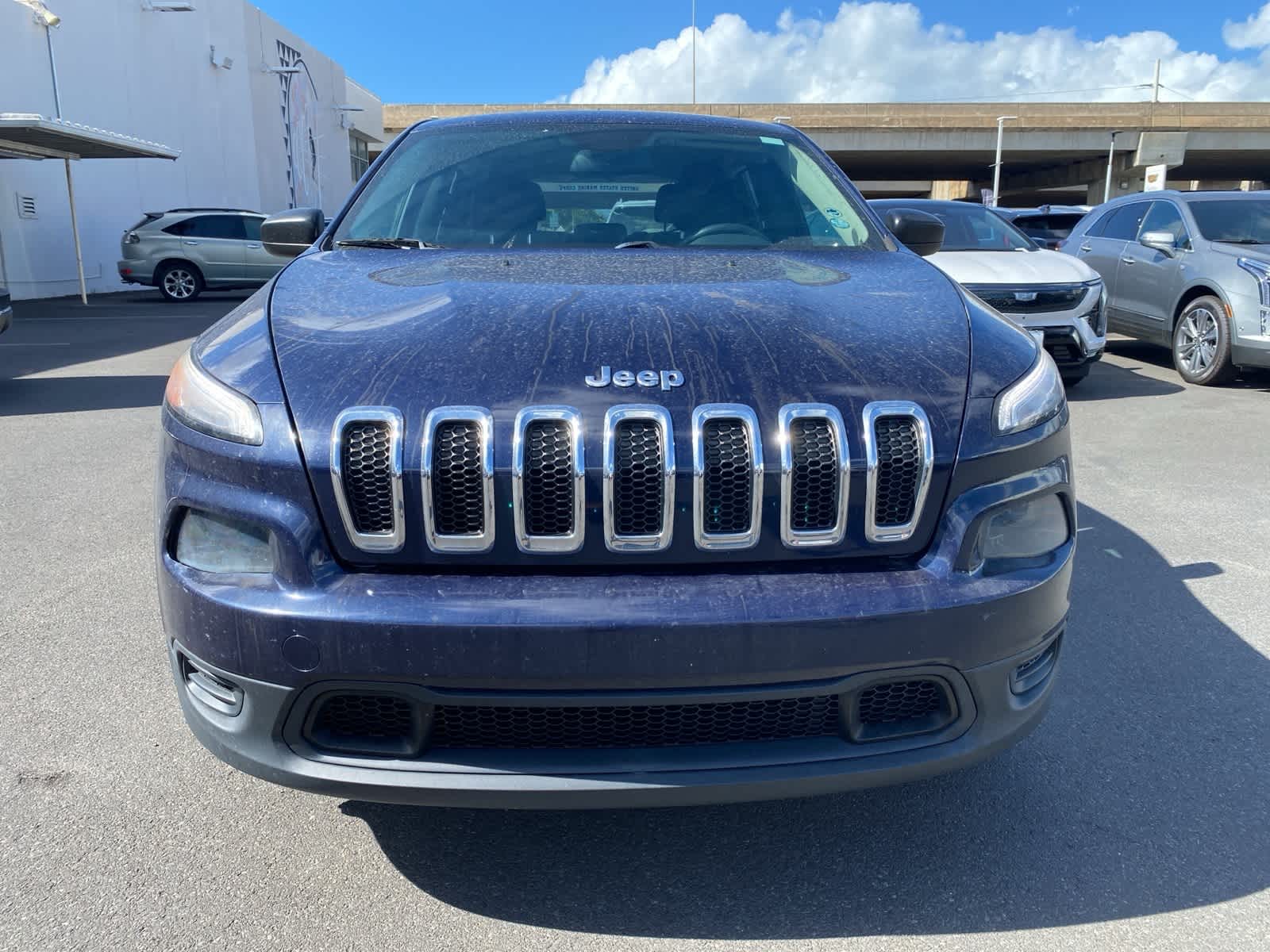 2014 Jeep Cherokee Sport photo 2