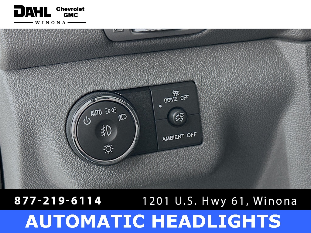2015 Chevrolet Traverse 1LT photo 13