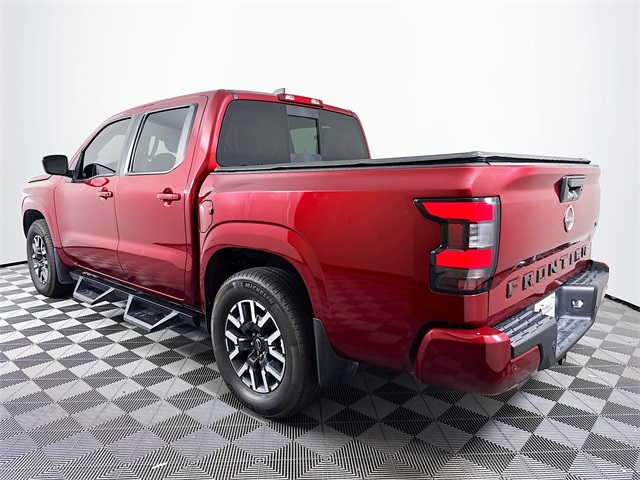 2024 Nissan Frontier SL photo 4