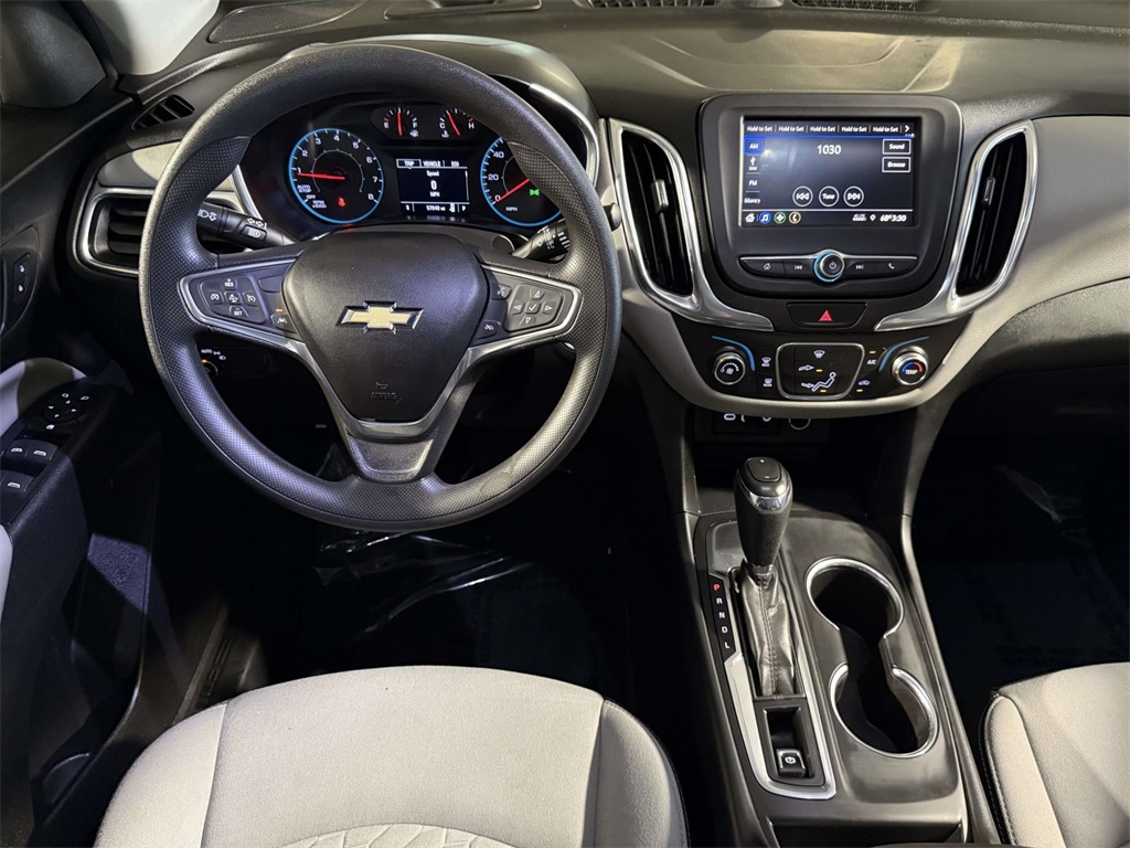 2020 Chevrolet Equinox LS photo 13