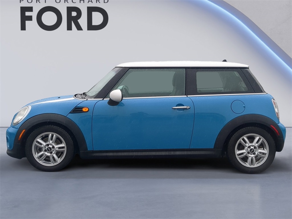 Used 2013 MINI Cooper Base with VIN WMWSU3C59DT689320 for sale in Port Orchard, WA