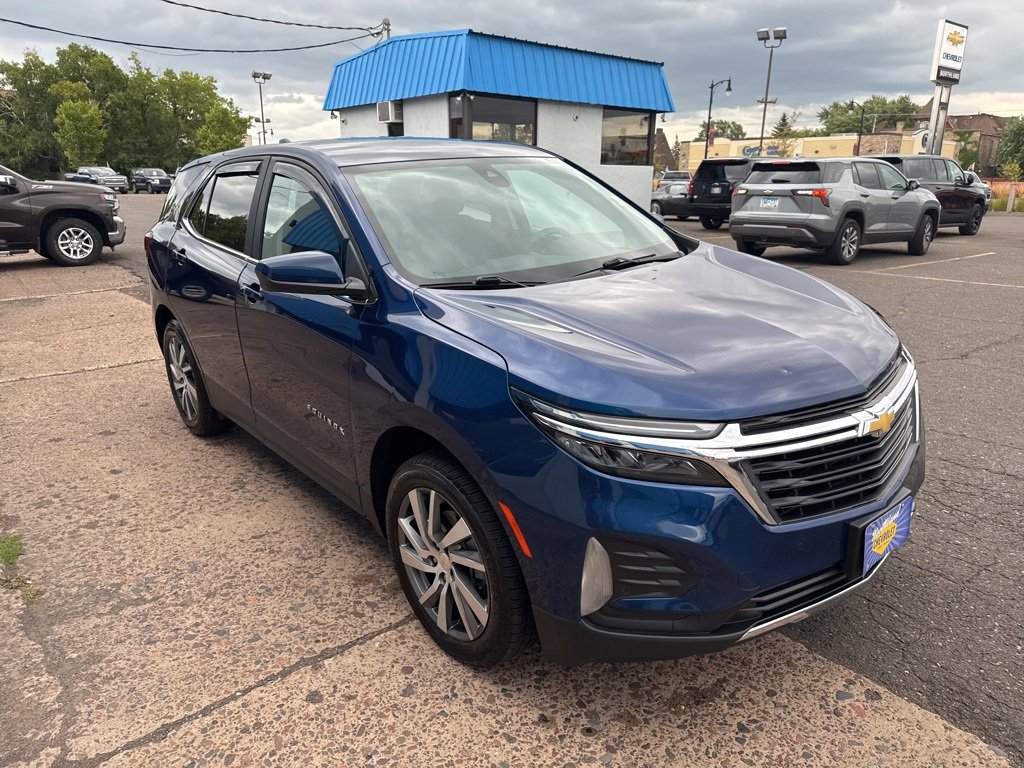 2023 Chevrolet Equinox LT photo 4