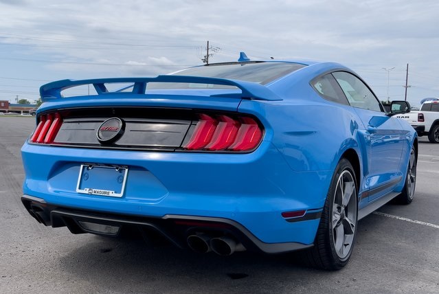 2023 Ford Mustang GT Premium photo 4